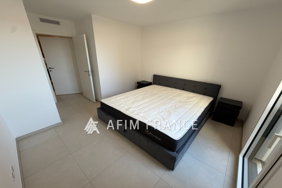 Luxury Apartment for rental in Cap-d'Ail, 2 350 €, Photo 7