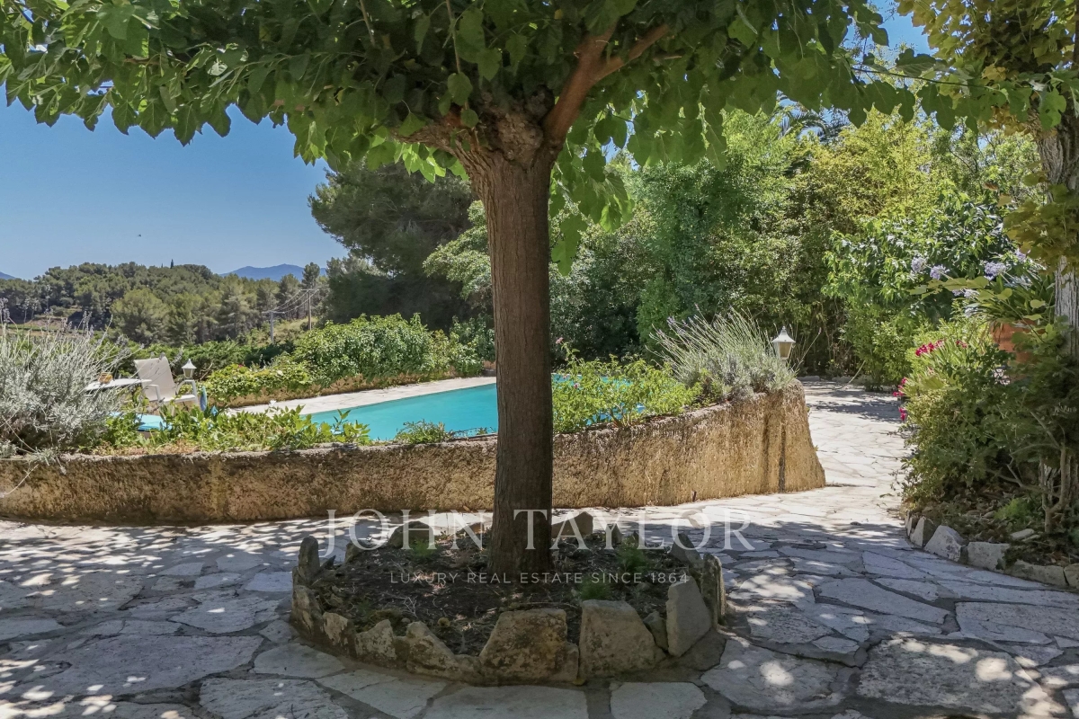 Maison de luxe à vendre à Bandol, 1 045 000 €, Photo 7