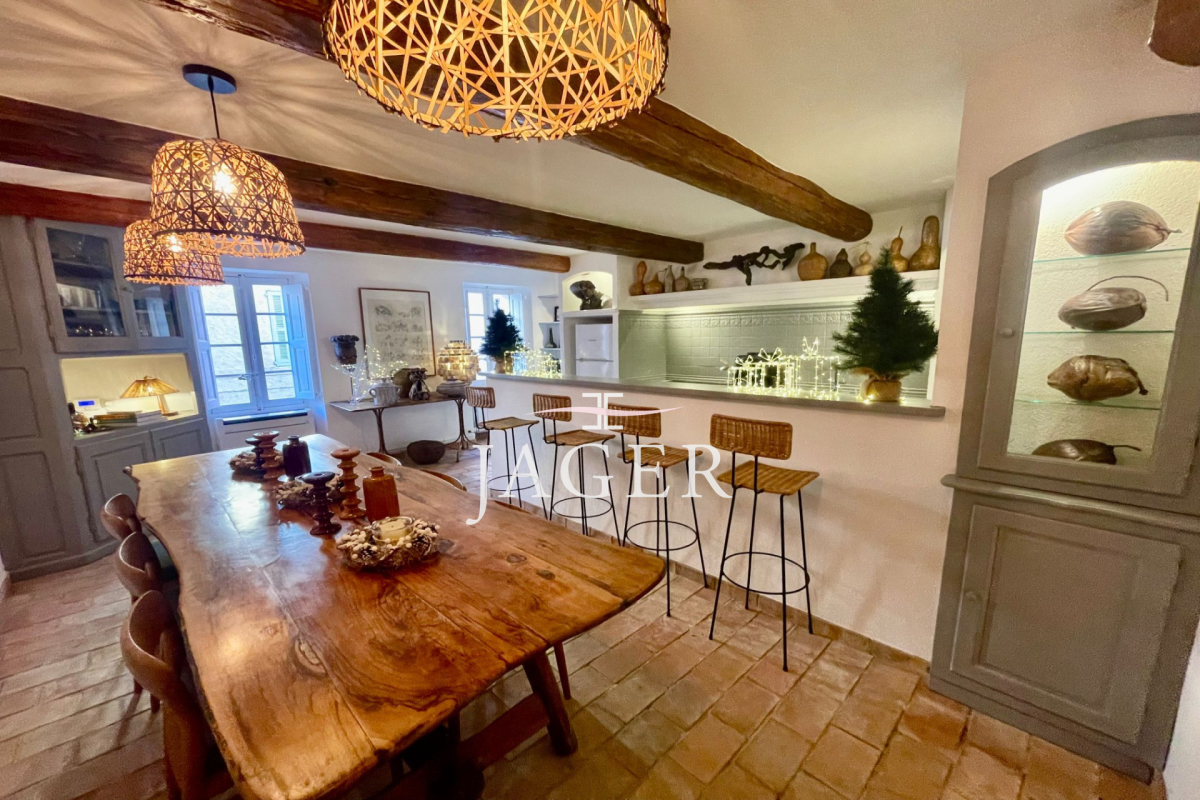 Luxury House for sale in La Garde-Freinet, 560 000 €, Photo 2