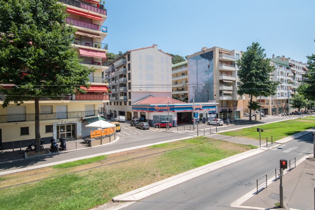 Luxury Apartment for sale in Nice, 170 000 €, Photo 2