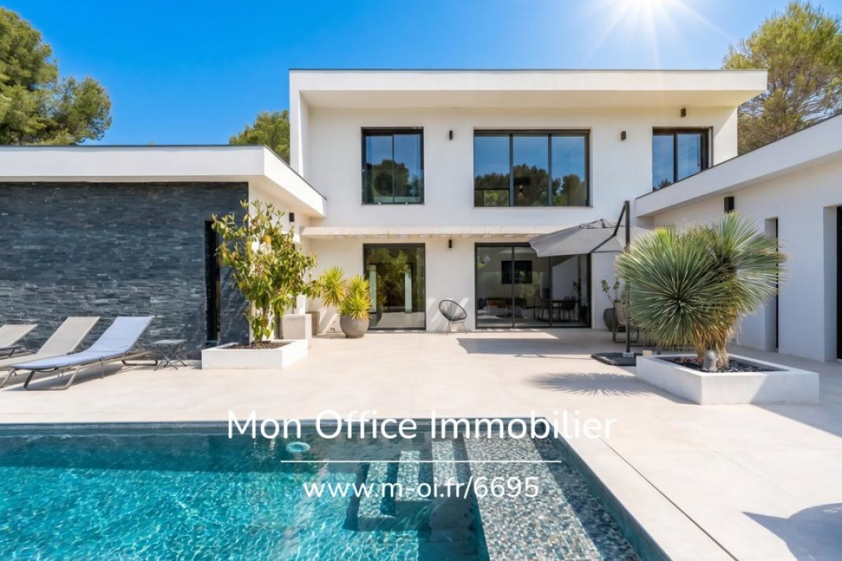 Luxury House for sale in Ventabren, 1 590 000 €, Photo 1