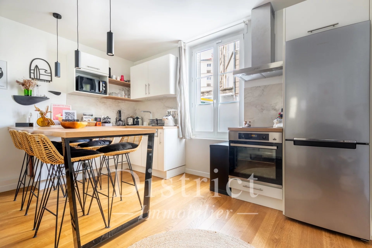 Luxury Apartment for sale in Boulogne-Billancourt, 380 000 €, Photo 2