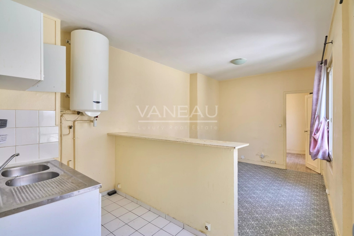 Appartement de luxe à vendre à Paris 18ème, 179 000 €, Photo 3
