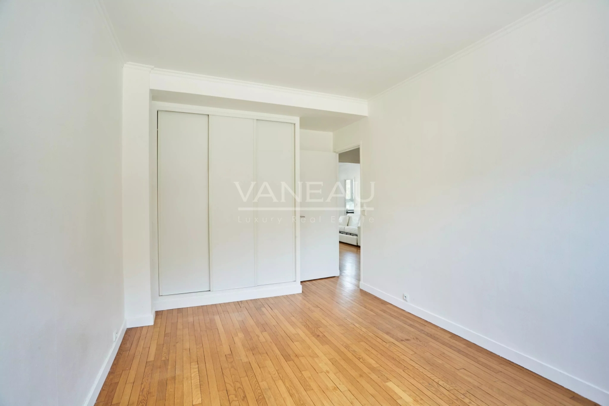 Luxury Apartment for sale in Boulogne-Billancourt, 540 000 €, Photo 7