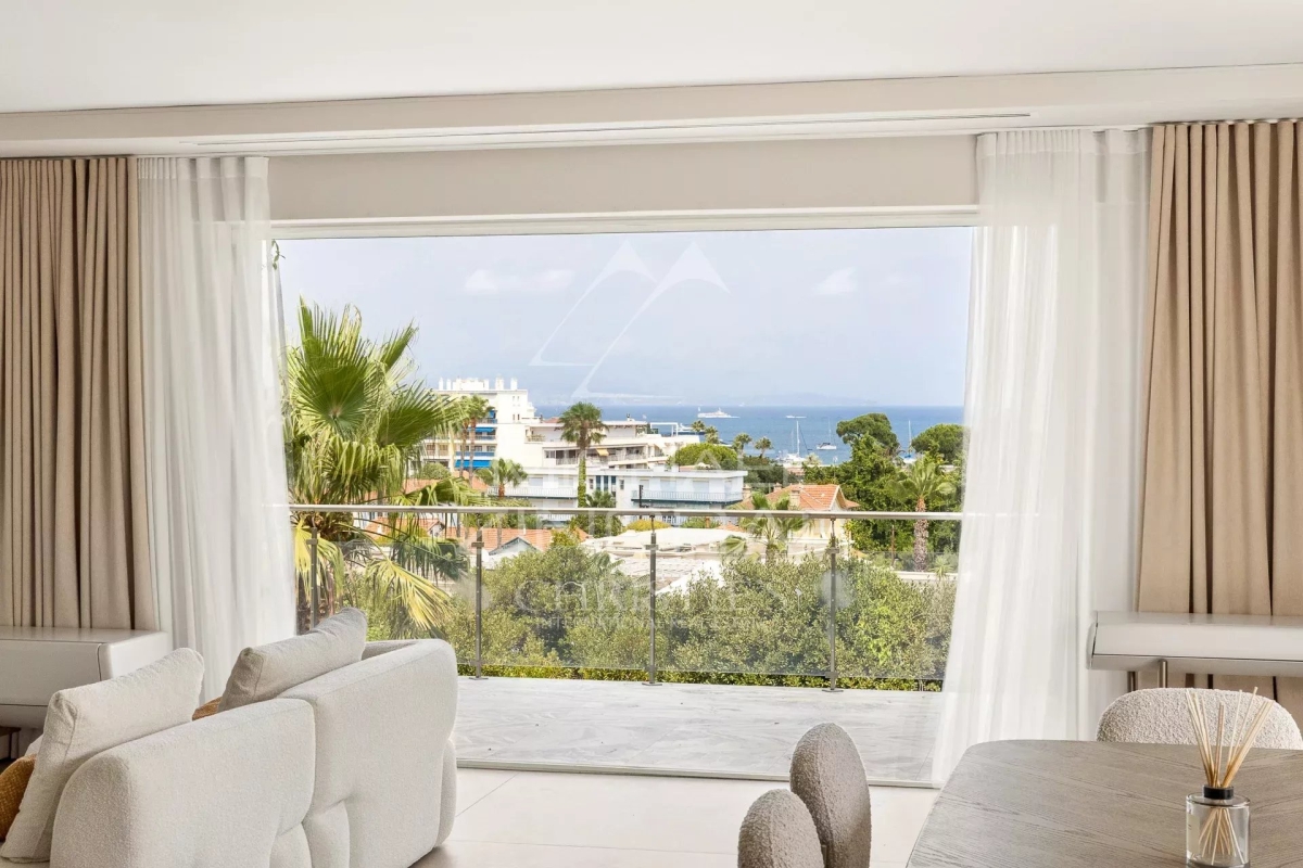 Maison de luxe à vendre à Antibes, 3 990 000 €, Photo 2