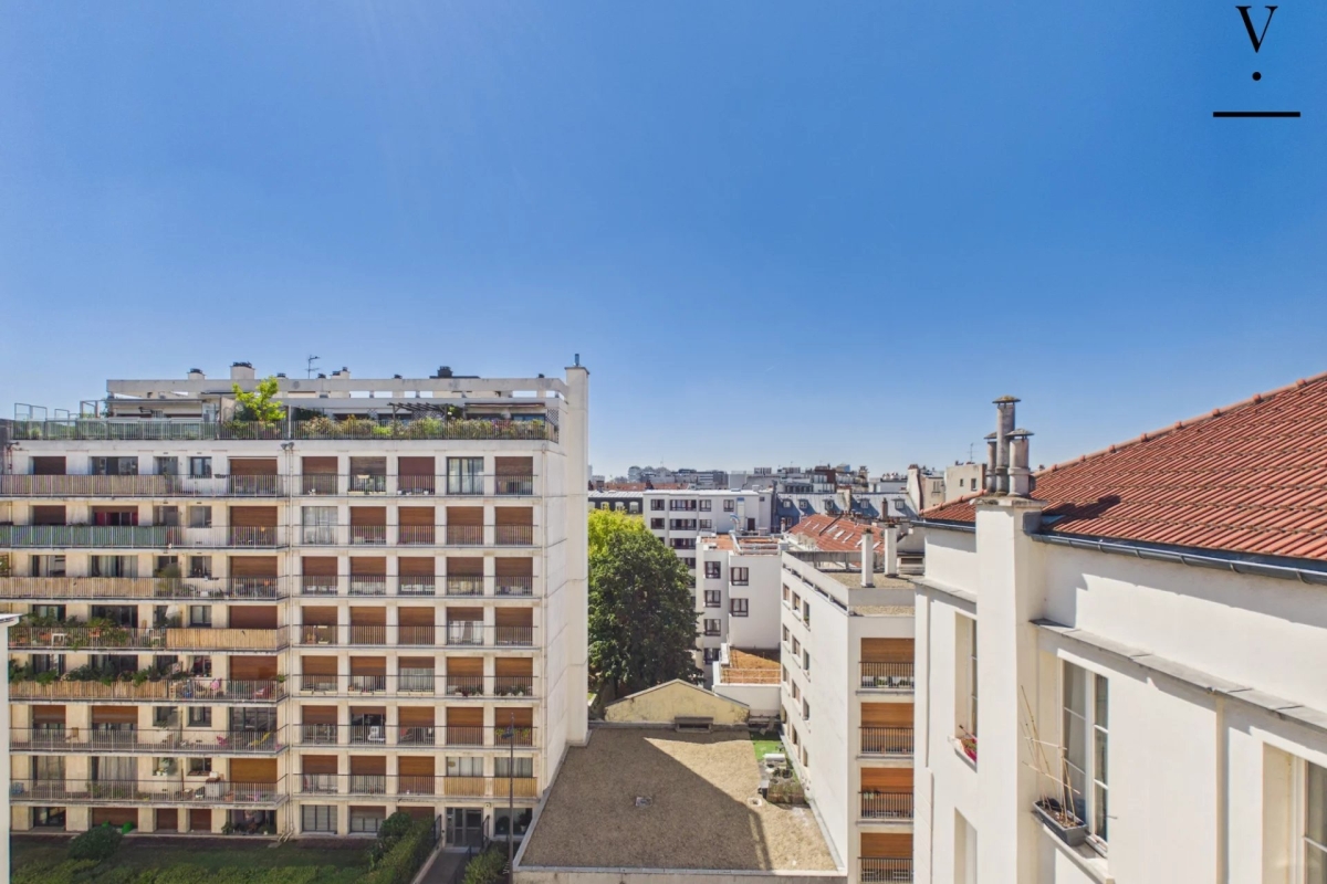 Luxury Apartment for sale in Paris 11ème, 451 500 €, Photo 2