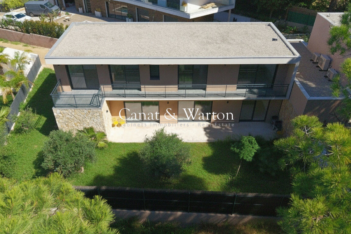 Maison de luxe à vendre à Saint-Raphaël, 770 000 €, Photo 3