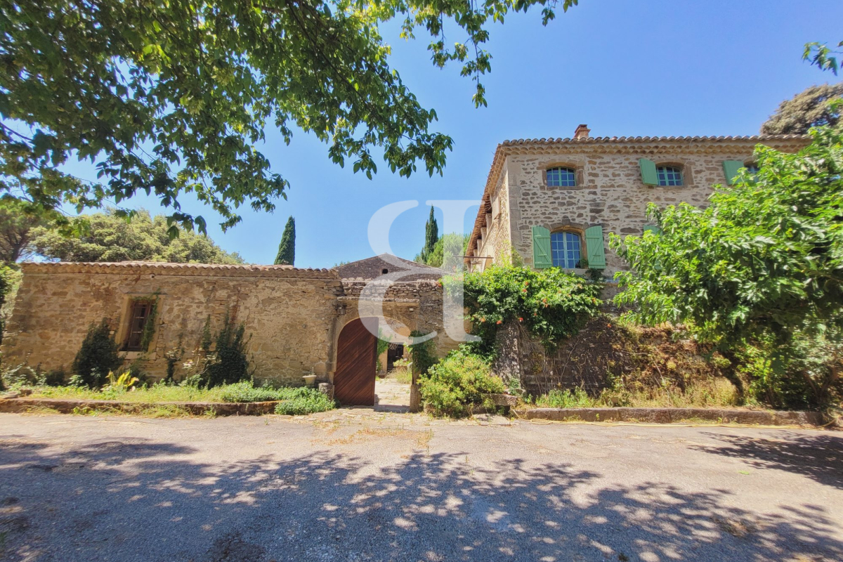 Maison de luxe à vendre à Grignan, 1 050 000 €, Photo 1