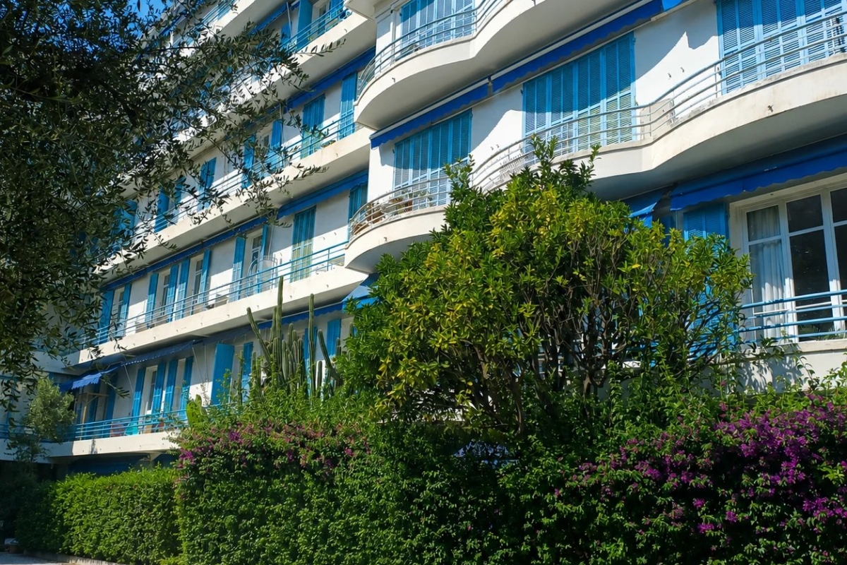 Luxury Apartment for sale in Beaulieu, 800 000 €, Photo 1