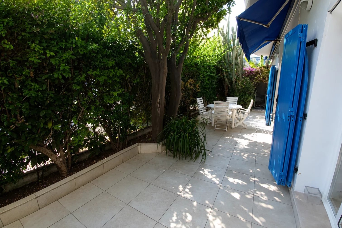 Luxury Apartment for sale in Beaulieu, 800 000 €, Photo 3