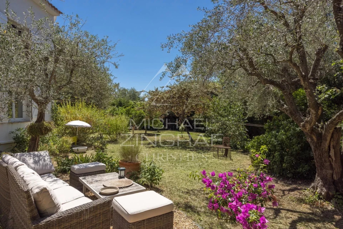 Maison de luxe à vendre à Tourrettes-sur-Loup, 2 090 000 €, Photo 4