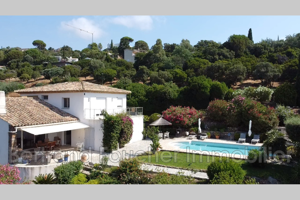 Maison de luxe à vendre à Cavalaire-sur-Mer, 1 840 000 €, Photo 5
