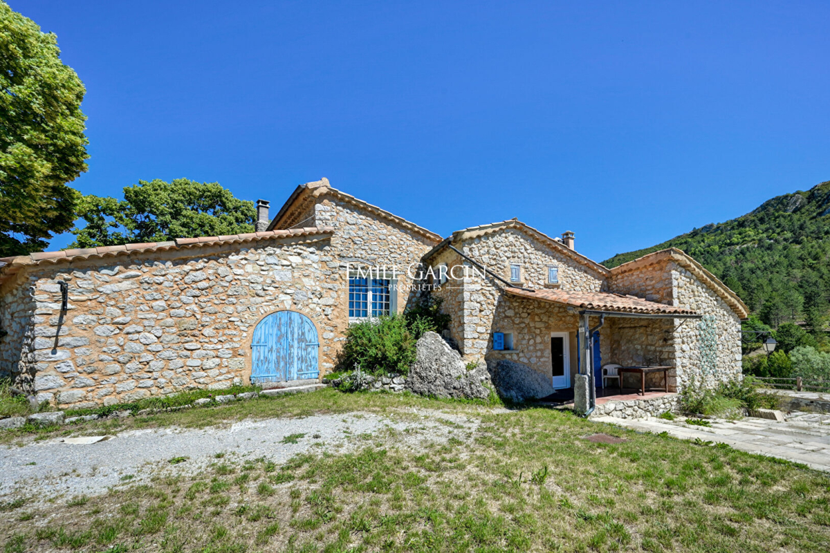 Maison de luxe à vendre à Entrepierres, 1 170 000 €, Photo 7