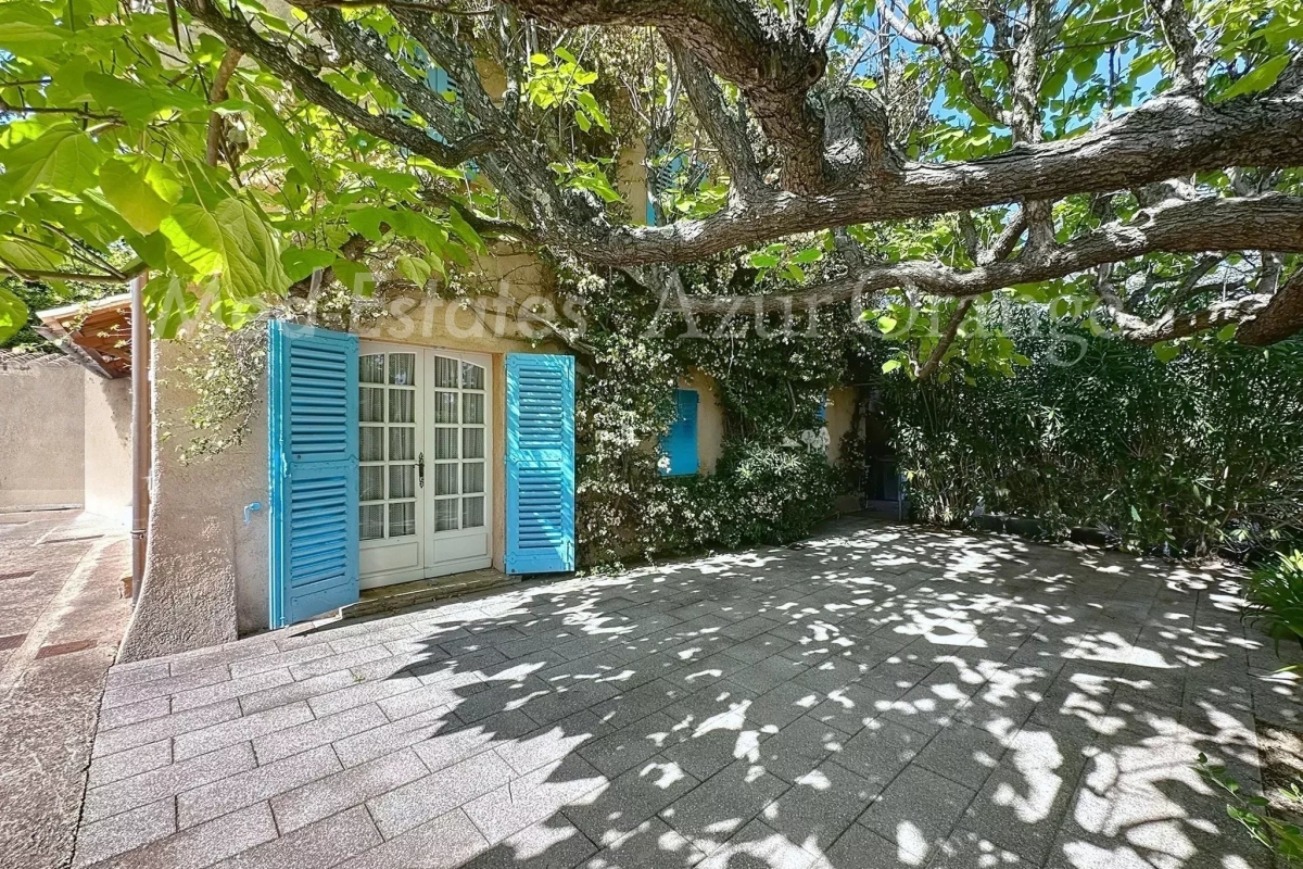 Luxury House for sale in Grimaud, 1 772 000 €, Photo 1