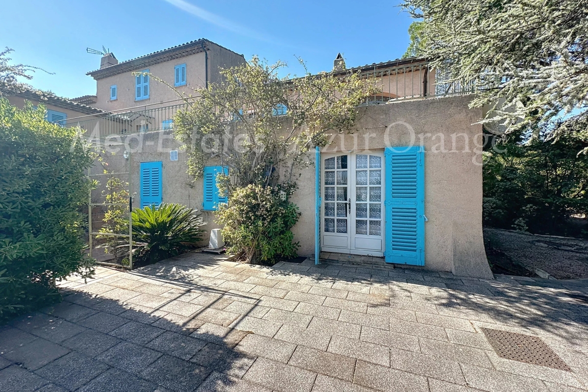 Luxury House for sale in Grimaud, 1 772 000 €, Photo 2