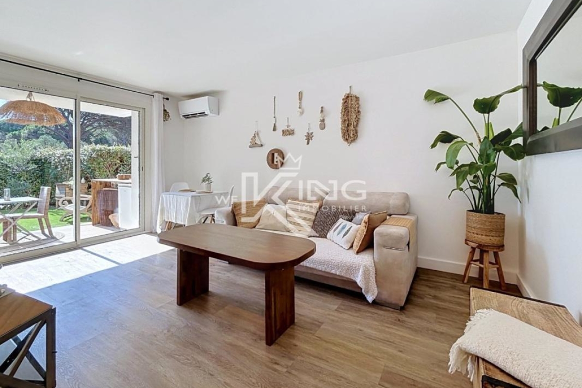 Appartement de luxe à vendre à Saint-Raphaël, 290 000 €, Photo 2