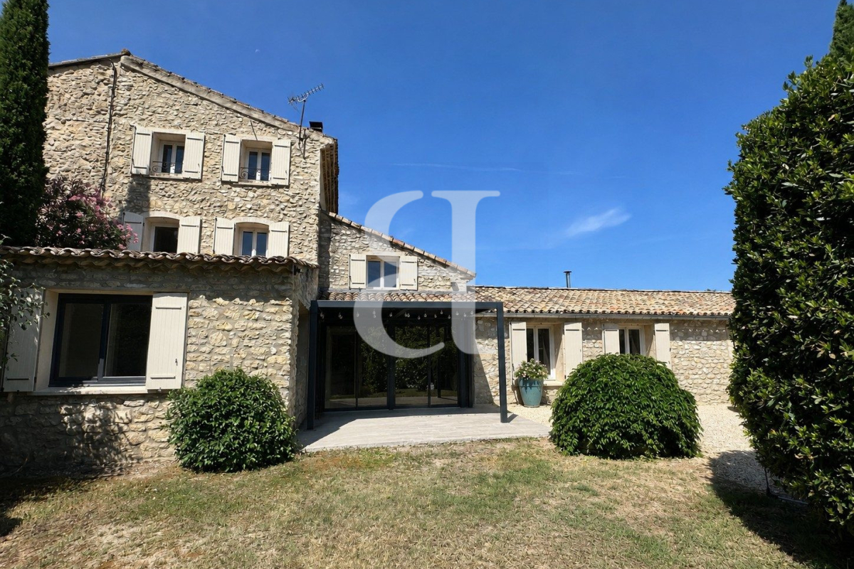 Maison de luxe à vendre à L Isle-sur-La-Sorgue, 798 000 €, Photo 2
