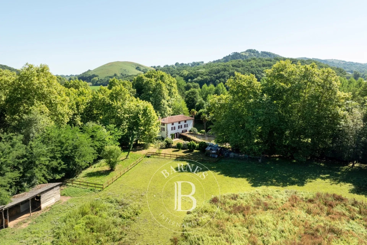 Maison de luxe à vendre à Saint-Pée-sur-Nivelle, 1 085 000 €, Photo 3