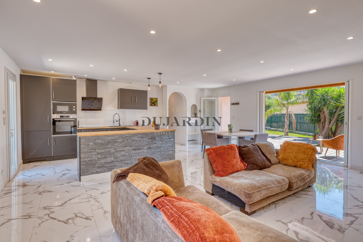 Maison de luxe à vendre à Bormes-les-Mimosas, 780 000 €, Photo 5