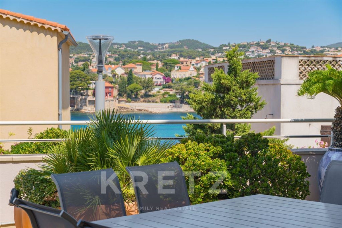 Luxury Apartment for sale in Bandol, 1 660 000 €, Photo 1