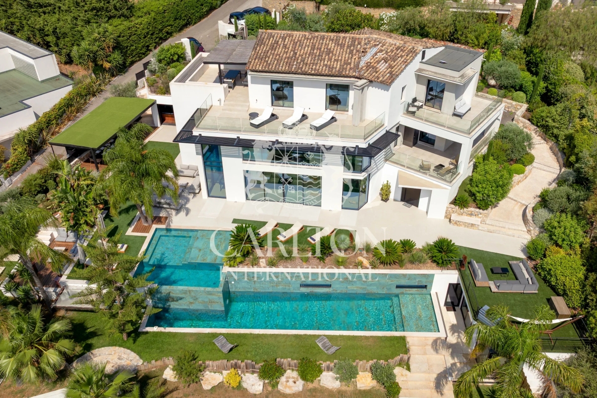 Maison de luxe à louer à Mougins, 36 500 €, Photo 3