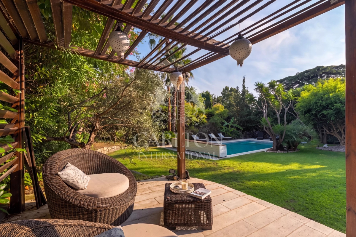 Maison de luxe à vendre à Antibes, 2 070 000 €, Photo 4