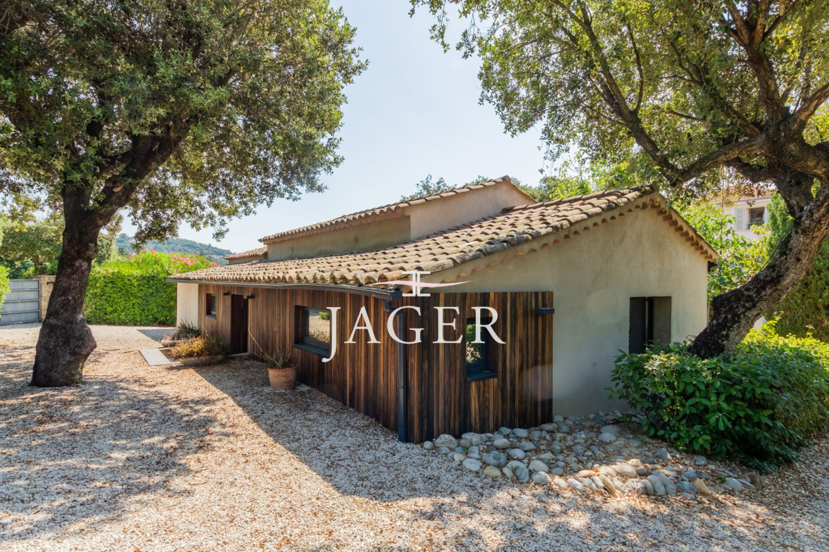 Luxury House for sale in Grimaud, 895 000 €, Photo 4