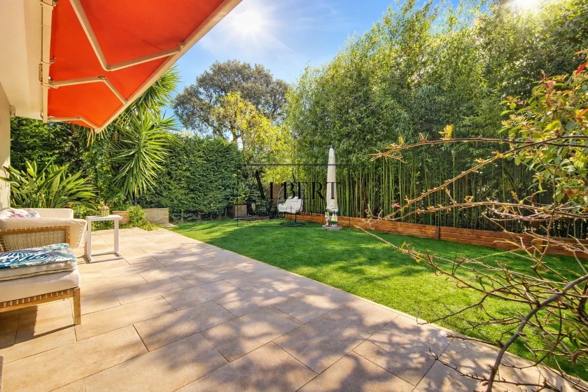 Luxury Apartment for sale in Cannes, 1 290 000 €, Photo 1