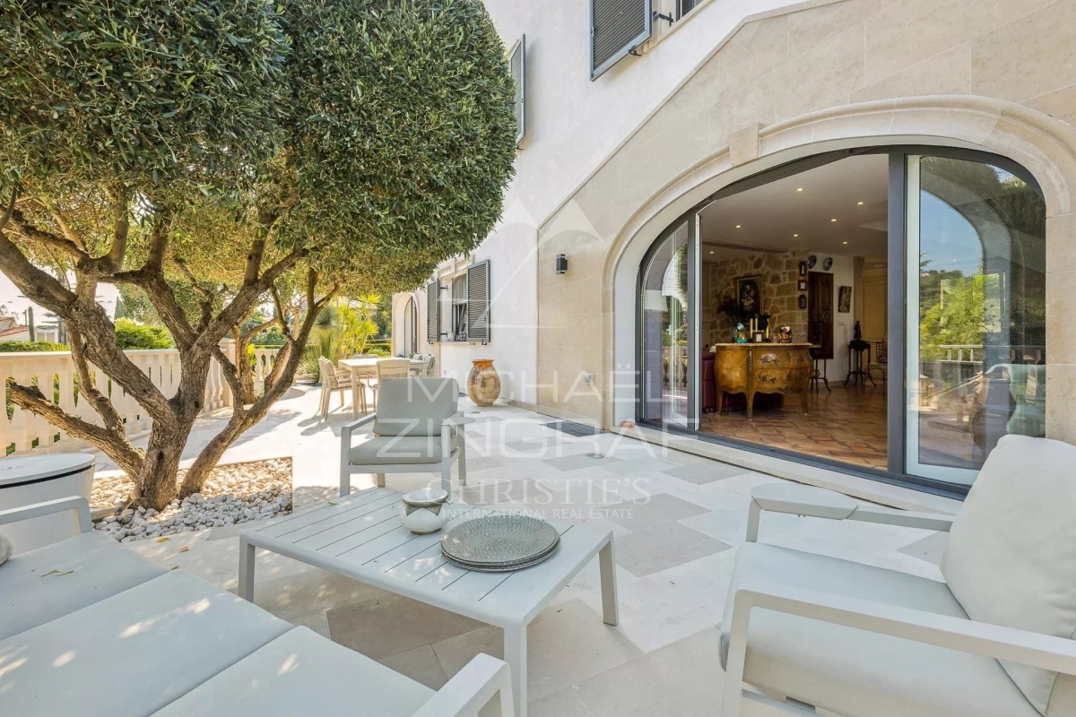 Maison de luxe à vendre à Mandelieu-la-Napoule, 1 950 000 €, Photo 1