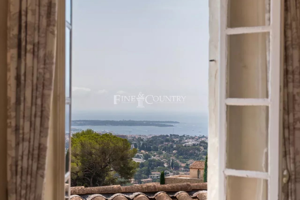 Appartement de luxe à vendre à Mougins, 980 000 €, Photo 2