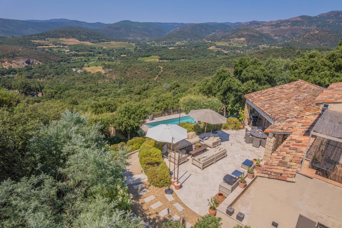 Maison de luxe à vendre à Grimaud, 1 790 000 €, Photo 2