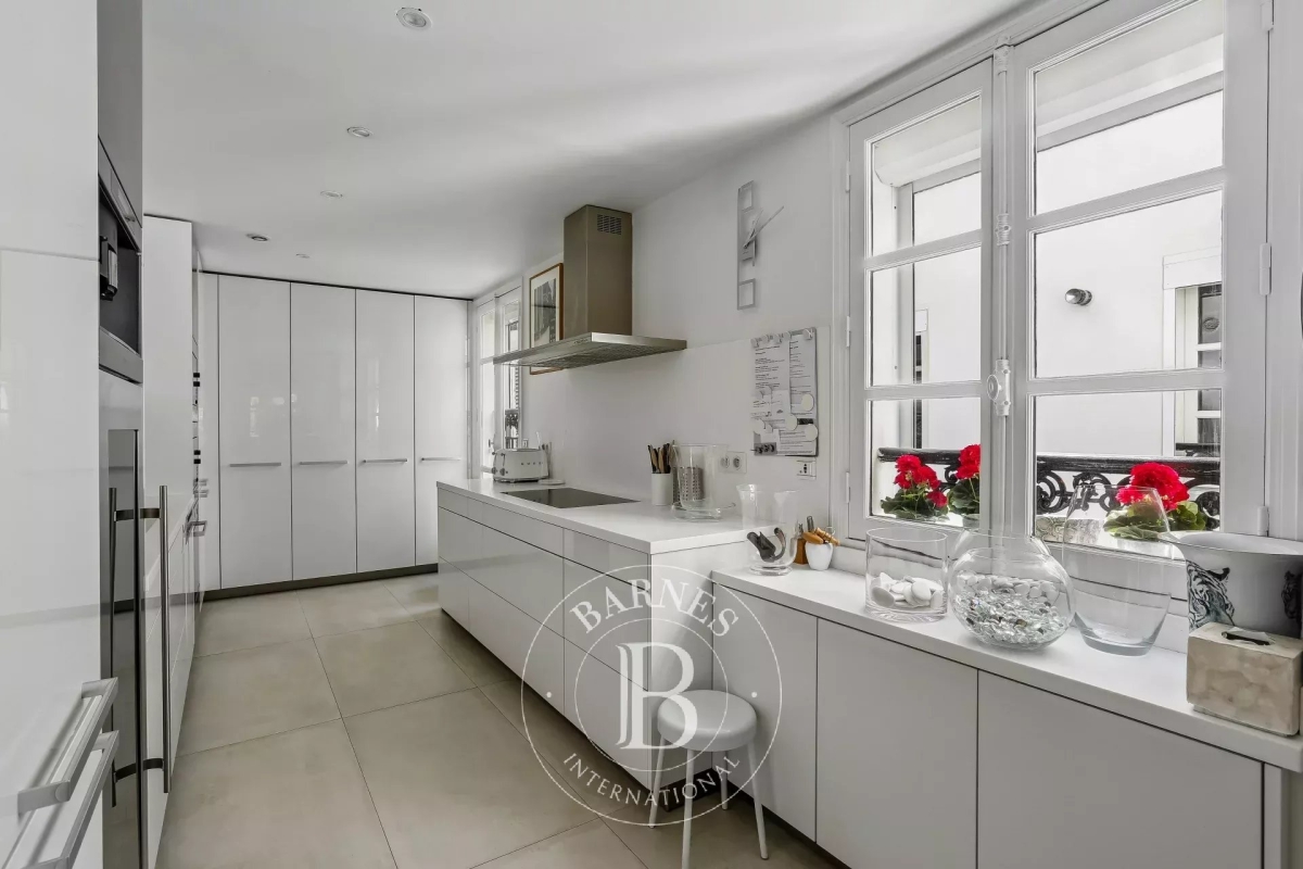 Luxury Apartment for sale in Paris 6ème, 3 960 000 €, Photo 3