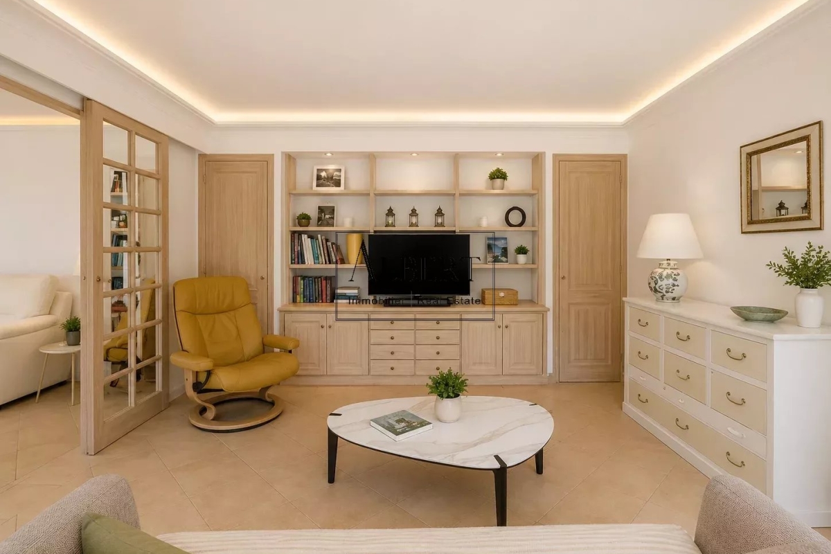Luxury Apartment for sale in Cannes, 720 000 €, Photo 3