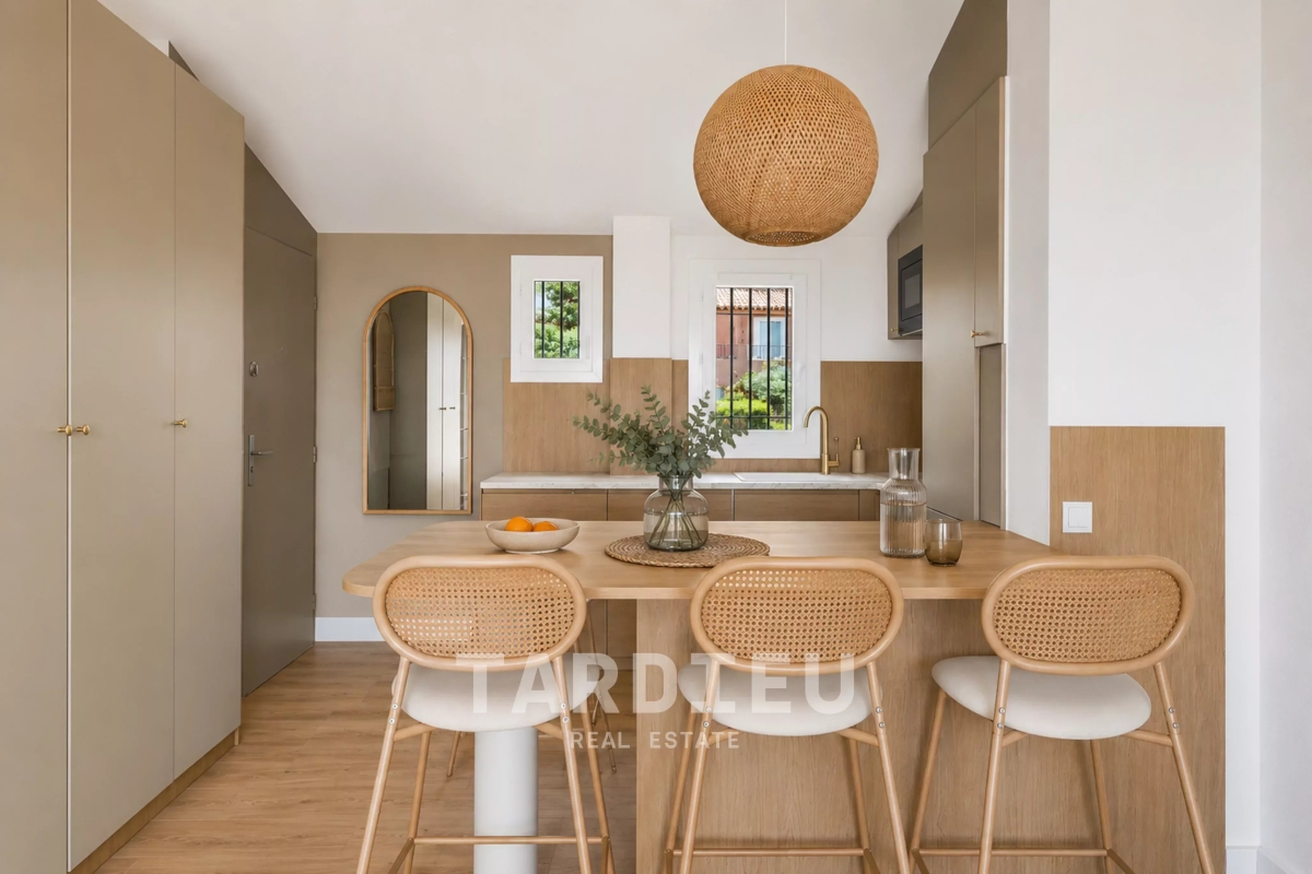 Appartement de luxe à vendre à Cogolin, 565 000 €, Photo 3