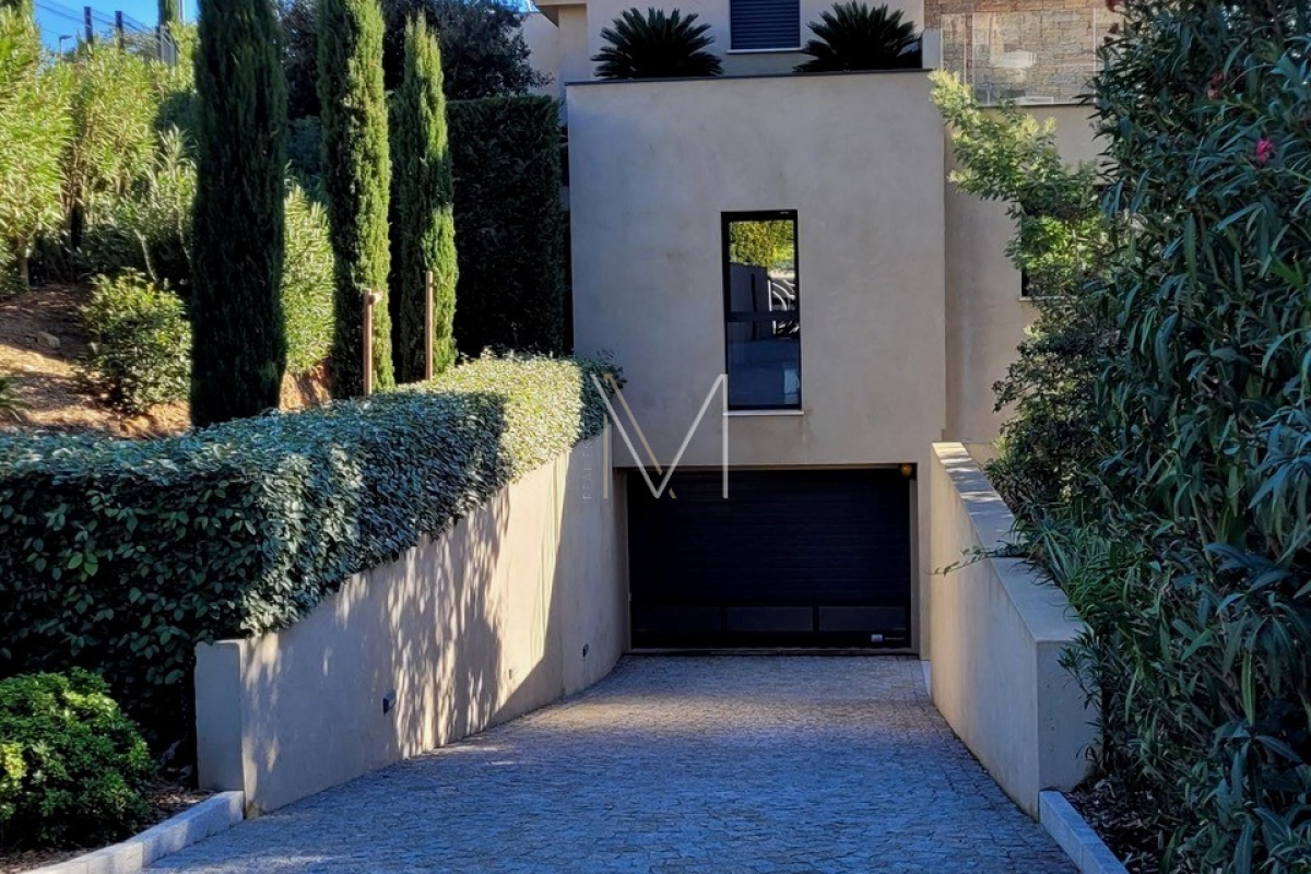 Luxury Apartment for sale in Sainte-Maxime, 1 345 000 €, Photo 4