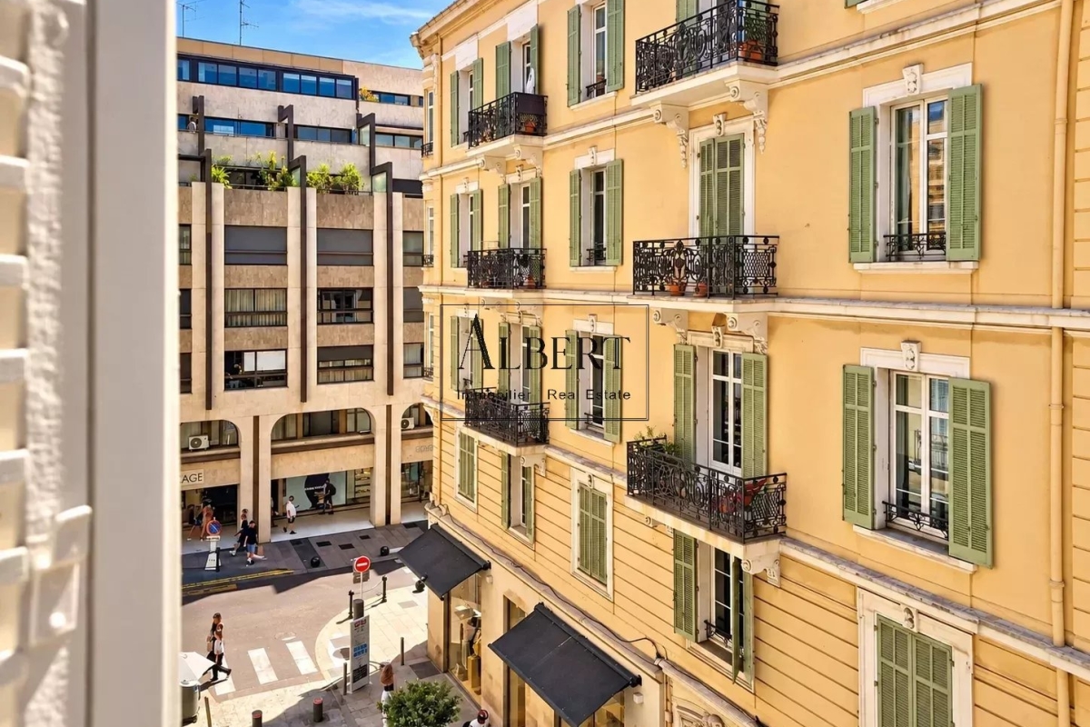 Appartement de luxe à vendre à Cannes, 549 000 €, Photo 1