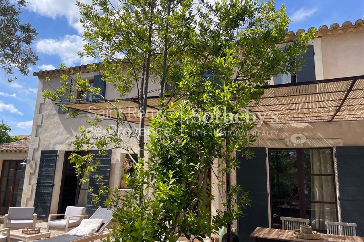 Maison de luxe à vendre à Paradou, 769 000 €, Photo 2