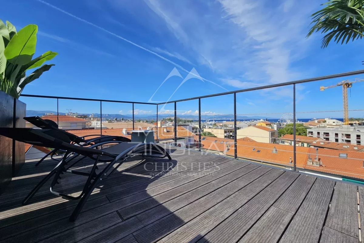 Appartement de luxe à vendre à Antibes, 1 980 000 €, Photo 2