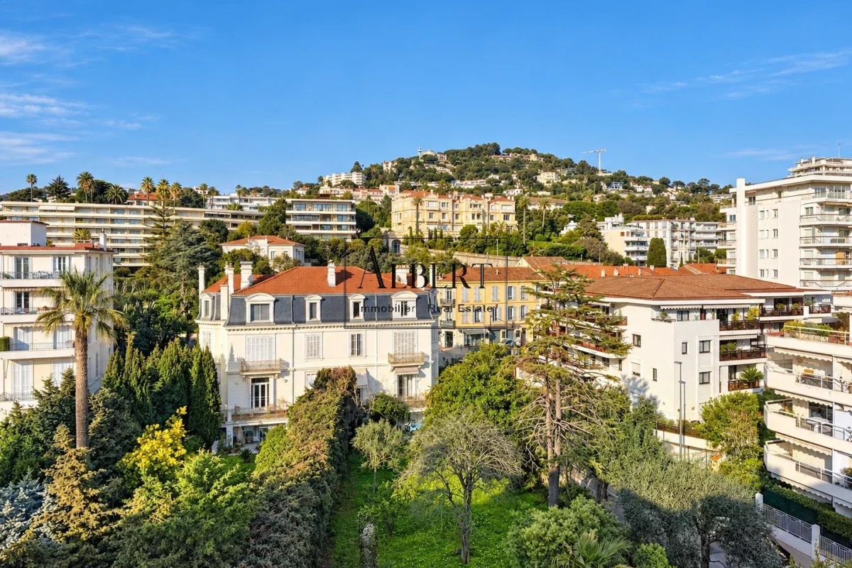 Appartement de luxe à vendre à Cannes, 330 000 €, Photo 2