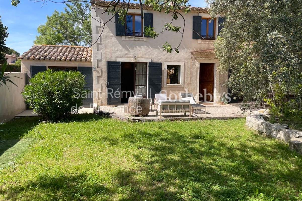 Maison de luxe à vendre à Paradou, 769 000 €, Photo 3