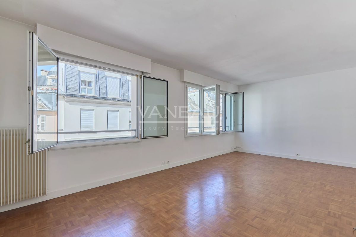 Luxury Apartment for sale in Paris 7ème, 965 000 €, Photo 3