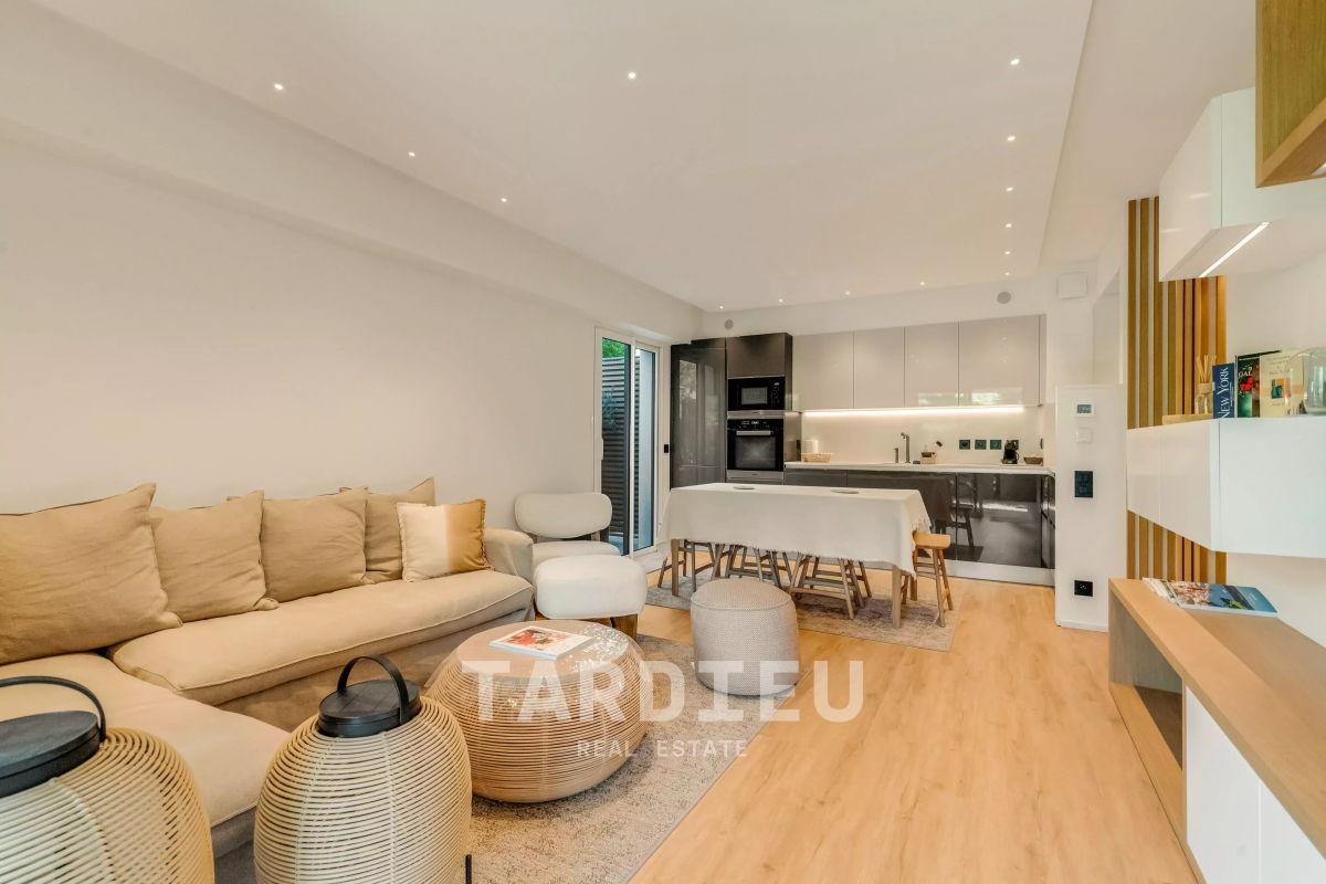 Appartement de luxe à vendre à Saint-Tropez, 1 295 000 €, Photo 3
