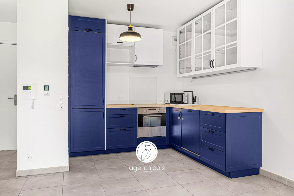 Appartement de luxe à vendre à Nice, 239 000 €, Photo 3