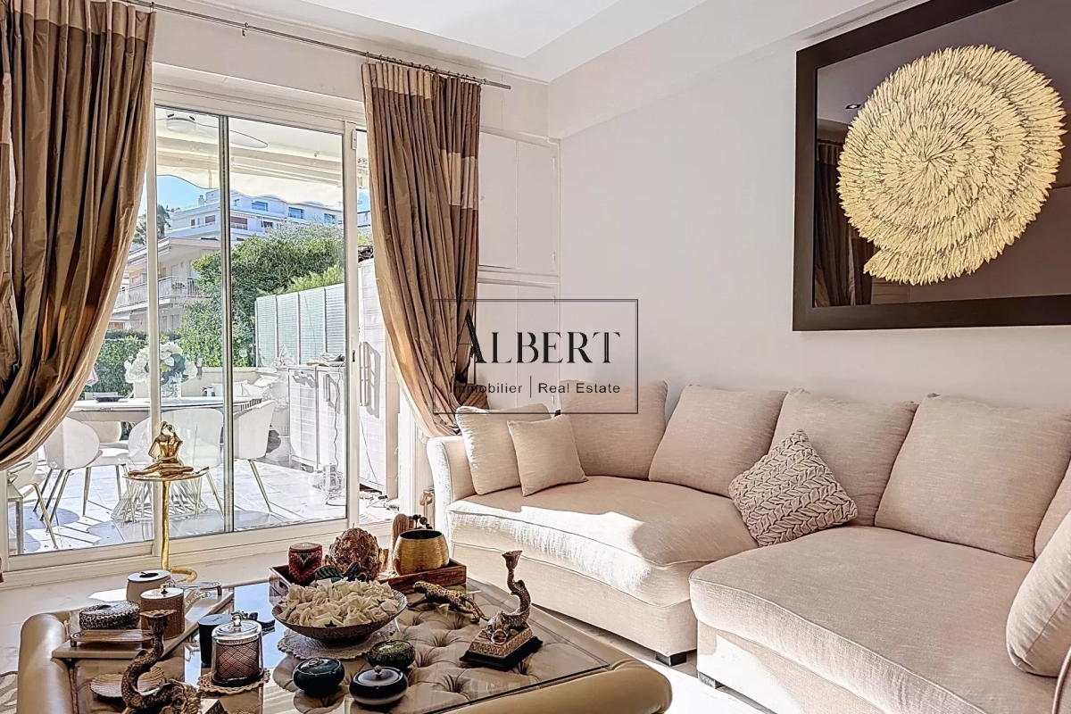 Luxury Apartment for sale in Cannes, 636 000 €, Photo 4