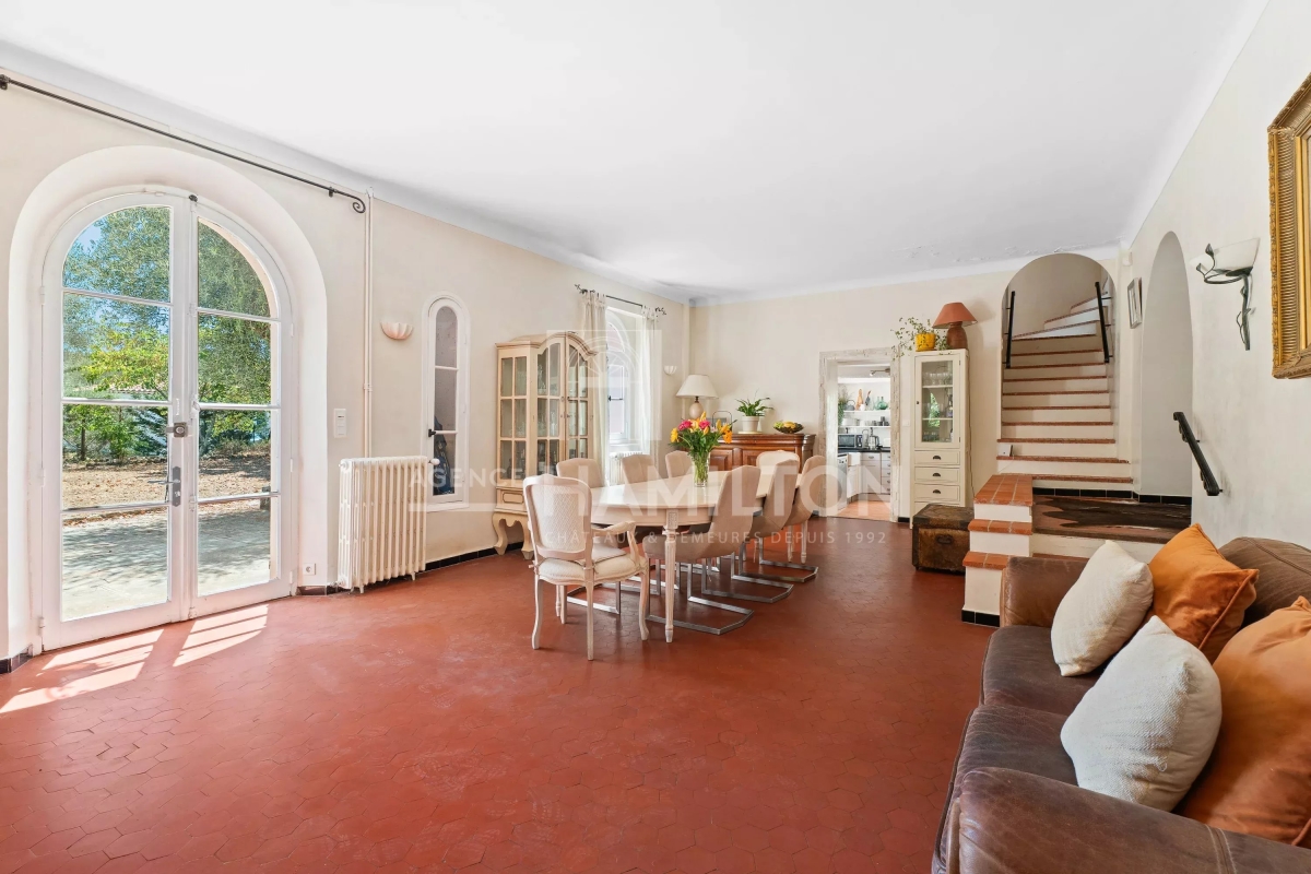 Luxury House for sale in Grasse, 1 300 000 €, Photo 4