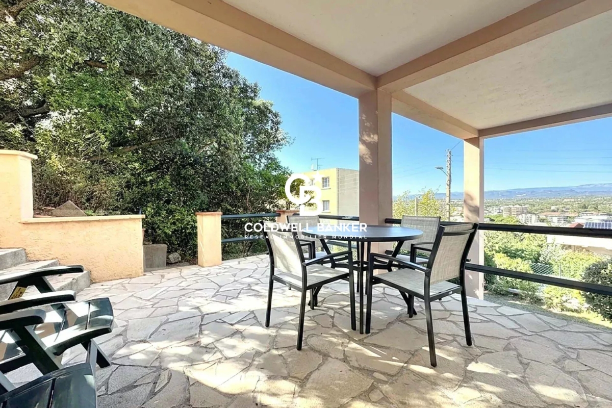 Maison de luxe à vendre à Saint-Raphaël, 630 000 €, Photo 5