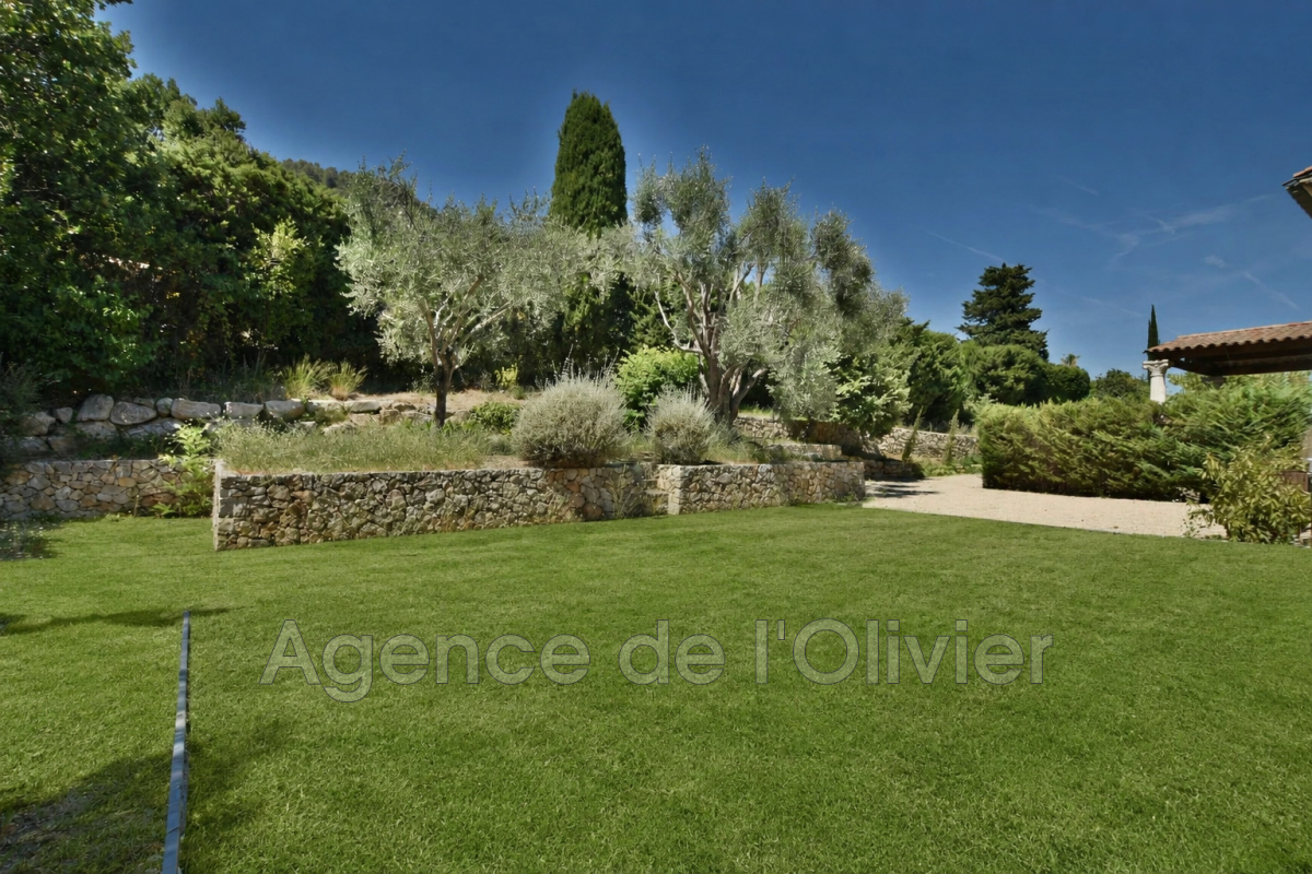 Appartement de luxe à vendre à Grasse, 650 000 €, Photo 2