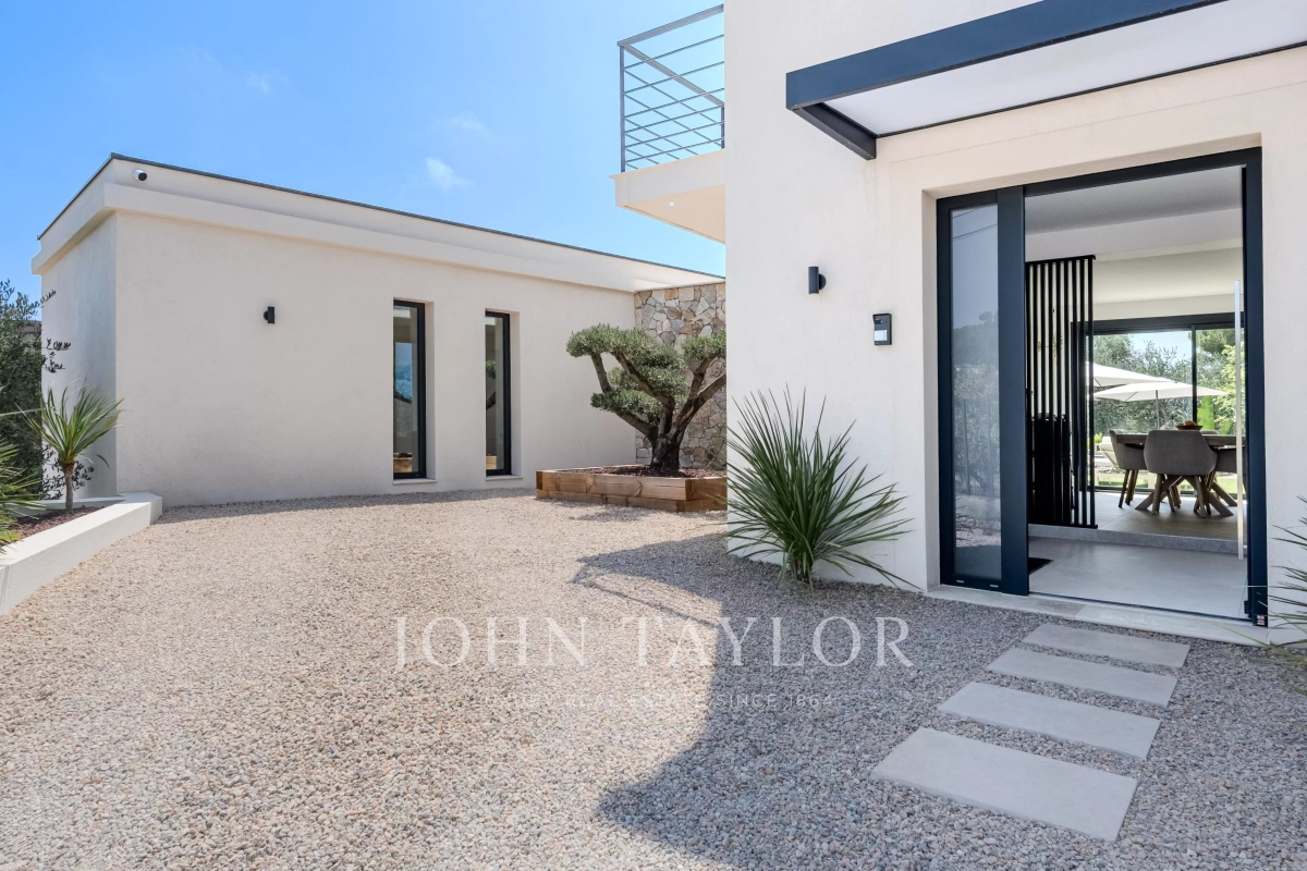 Luxury House for sale in Mougins, 1 590 000 €, Photo 6