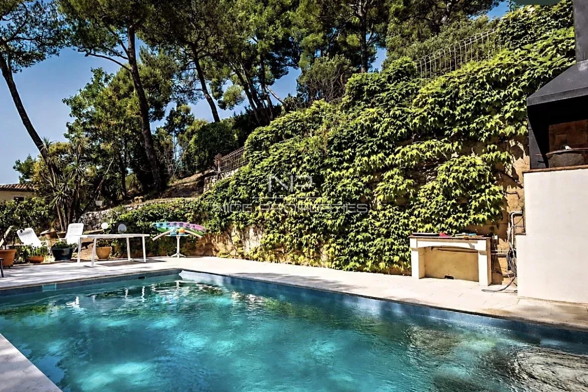 Maison de luxe à vendre à Nice, 1 395 000 €, Photo 1