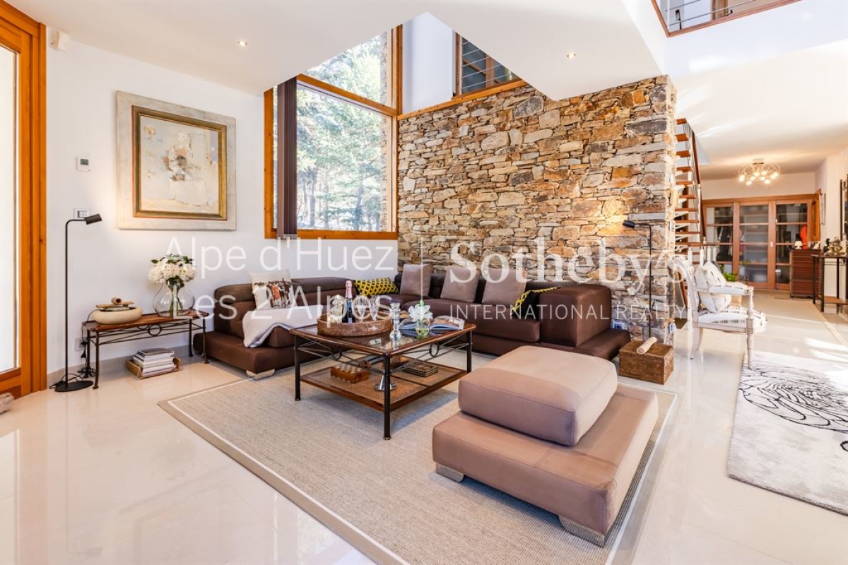Luxury House for sale in La Salle les Alpes, 3 300 000 €, Photo 1